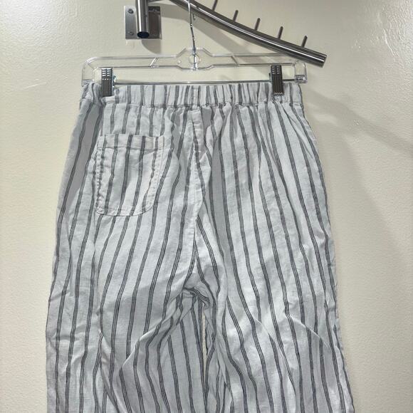 Quince 100% Linen Striped Pull On Pants – Size XS White and Black Striped Pants - Picture 4 of 16